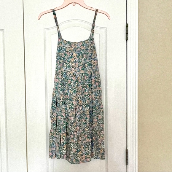 Old Navy Dresses & Skirts - Old Navy Floral Sleeveless Dress Size Small